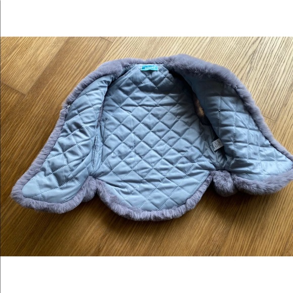 Ephex Girl Grey Fur Gilet Jacket Vest Outwear With Cute Balls Size 6-7 - Picture 5 of 7